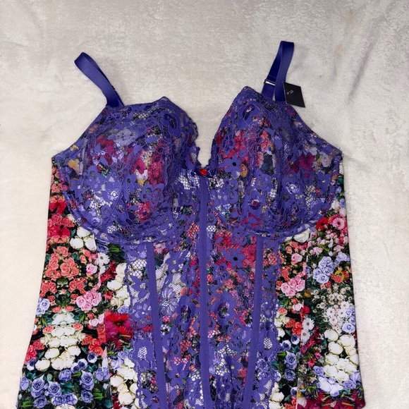 Cacique Tops - Lane Bryant Cacique Purple Floral Lace Corset